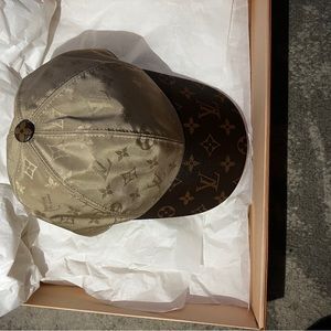 Louis Vuitton monogram eclipse hat brand new!